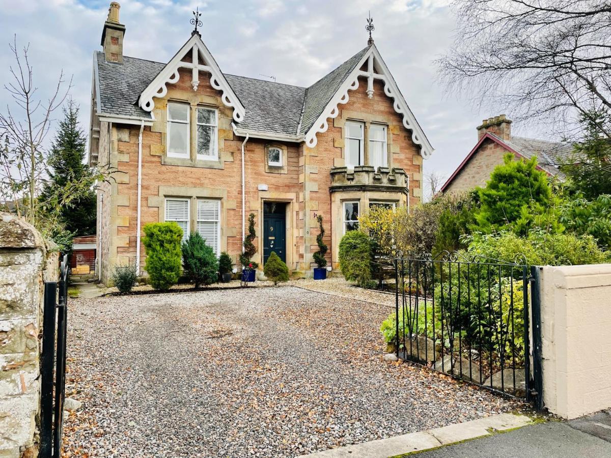 Ladies Lodge Inverness Exterior photo